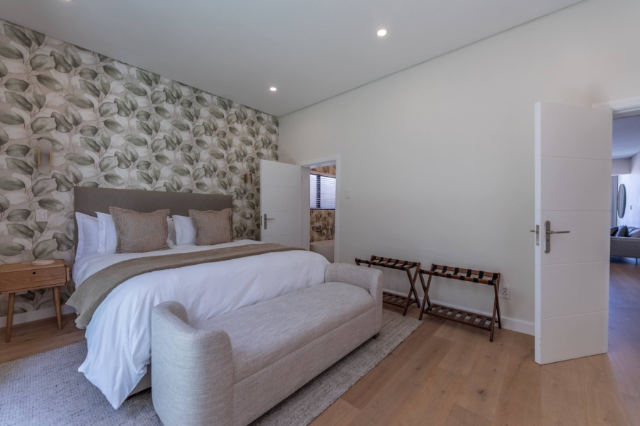 To Let 2 Bedroom Property for Rent in Sea Point Western Cape